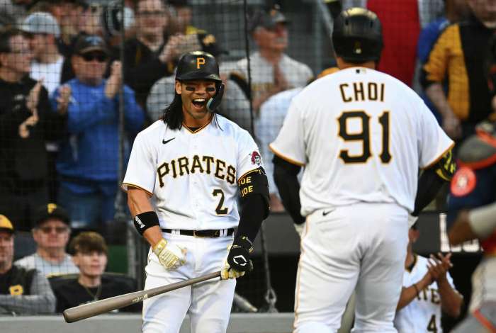 Houston Astros' offense breaks out in rout of Pittsburgh Pirates Rookie right handers square off astros face pirates