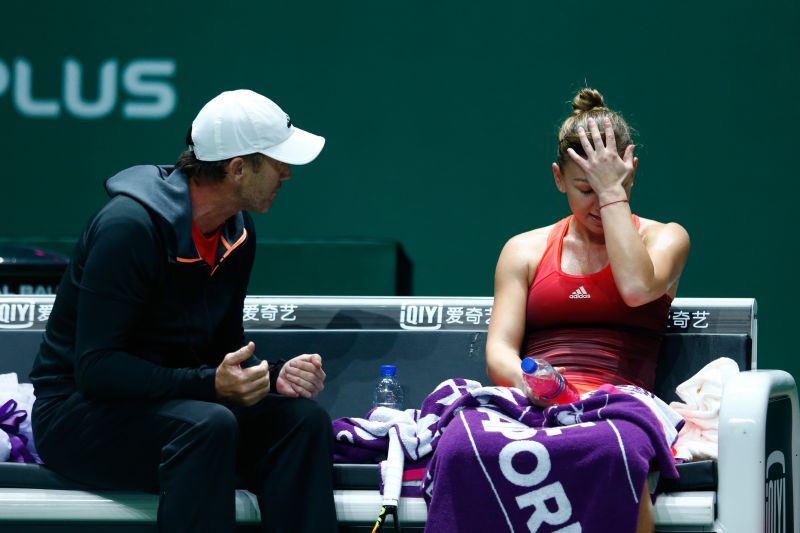 WTA Finals: Petra Kvitova keeps semifinal hopes alive | CNN Kvitova loses day one new queens club wta event