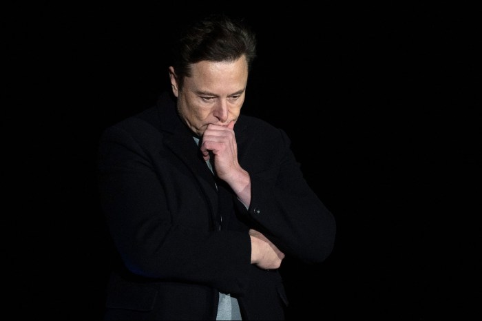 There’s trouble below at Elon Musk’s Boring Co. Musks father says elon made mistake under stress that trump will prevail