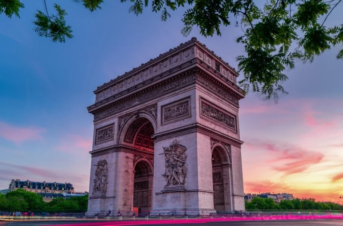 Basic French Phrases for Travel - Wanderlust Chronicles Travel Blog ... French police officer go trial murder teenager