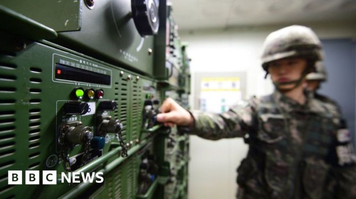 South Korea begins dismantling loudspeakers along border with north | CNN South korean military suspends loudspeaker broadcasts aimed north korea