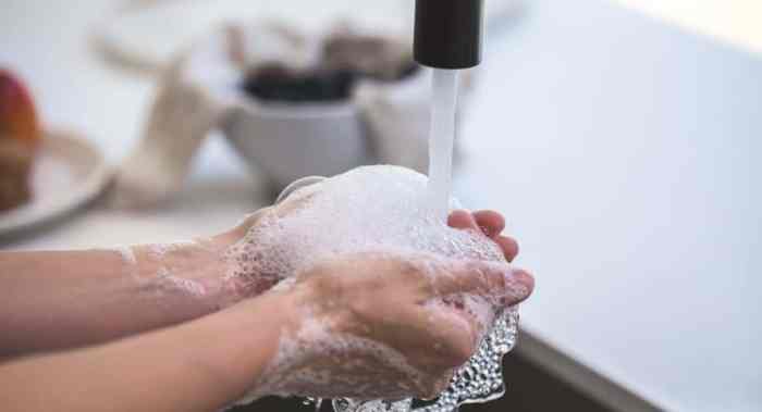 Poor Hygiene And Body Odor Fall Under Wrongful Termination? - Halt.org How to talk about bad hygiene body odor