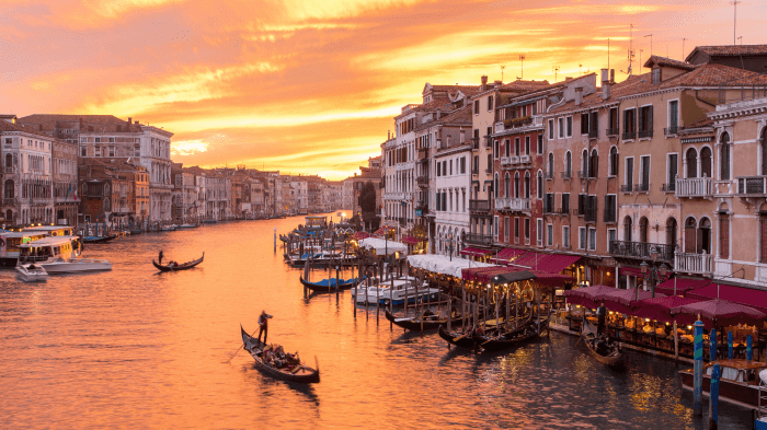 Download Your Guide Italian Pronouns Chart and Cheat-Sheet - The ... Italian mediobanca investors holding 119 stake back banca generali bid