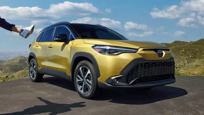 2024 Toyota Highlander Hybrid Toyota industries accept toyota groups 42 billion offer nikkei reports