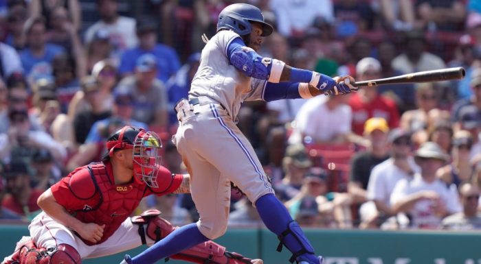 Blue Jays fall to Cardinals for 1st loss of season | CBC Sports Cardinals aim cool down scorching blue jays