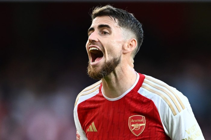 23 top photos as Jorginho signs on deadline day! | Gallery | News ... Jorginho leaves arsenal signs flamengo before club world cup