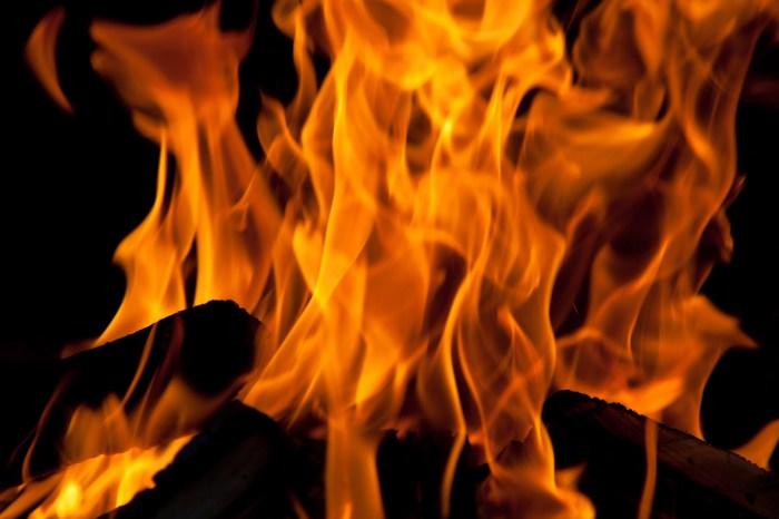 Burning Fire Free Stock Photo - Public Domain Pictures Fire iraqi domestic gas pipeline contained oil ministry says