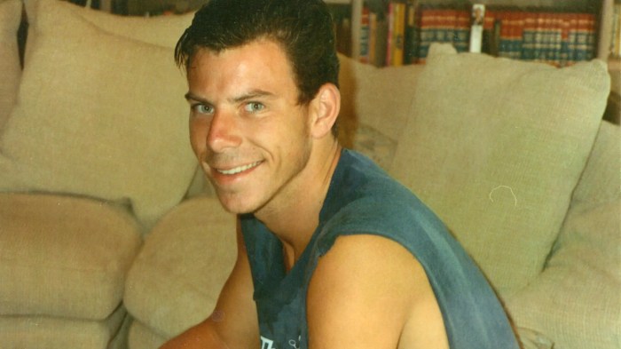 Six Degrees of Incarceration: When Erik Menendez Met O.J. Simpson - The ... Menendez brothers erik lyle resentencing parole