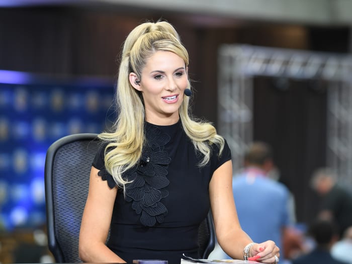 NFL World Reacts To Laura Rutledge's Announcement - The Spun Pope leo world reacts