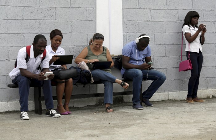 Is the Cuban Government Losing the Battle of the Social Networks ... Cuban students seek concessions frustration grows over internet rate hikes
