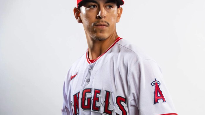 Phillies: Matt Garza the veteran starting pitcher to sign? Report giants trade rhp justin garza mets