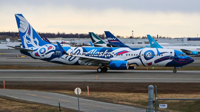 PHOTOS: Alaska Airlines Unveils New Alaska-Themed Livery - AeroXplorer.com Airlines planemakers oppose credit card fee crackdown that could imperil free