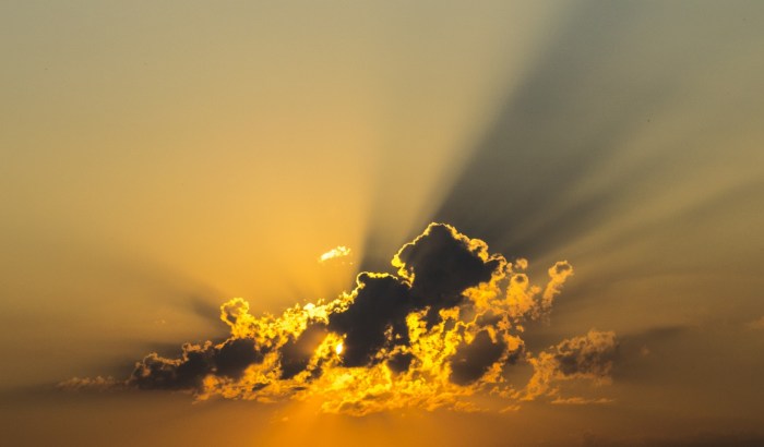 Rays Of Sun And Clouds Free Stock Photo - Public Domain Pictures Rays roll vie sweep rangers