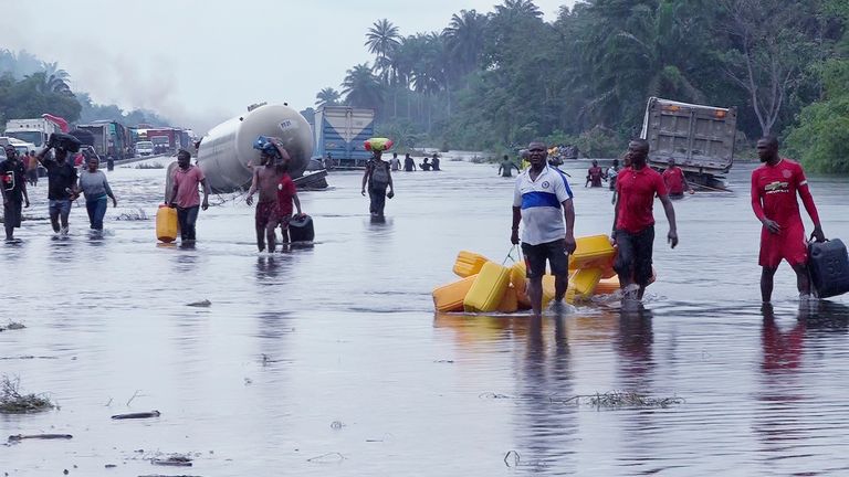Nigerian flooding kills more than 600 people, more than a million ... Nearly 100 missing week after floods tore through nigerian town