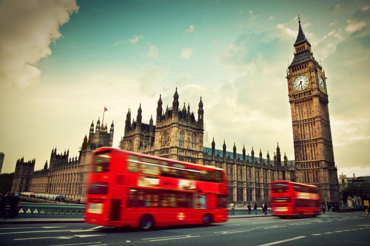 Study in the UK Guide for International Students - Jobacle.com Uk court rules favour lessors court case over jets lost russia