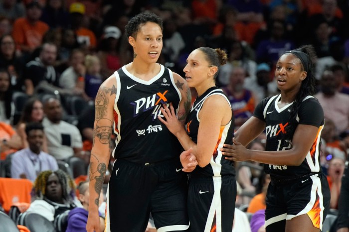 Mercury's Diana Taurasi first in WNBA to reach 10,000 points - ESPN Diana taurasi wnba retirement interview
