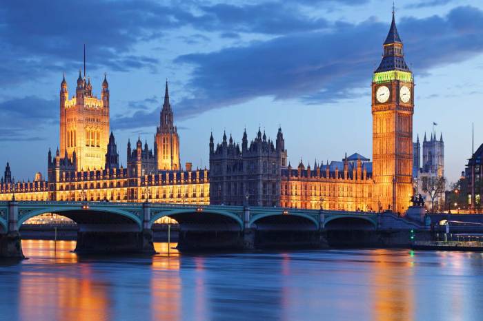 British flag Wallpaper 4K, Union Jack Uk novelist forsyth has died bbc news reports