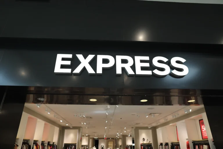Express Patches Security Flaw Exposing Customer Order Details and Personal Information