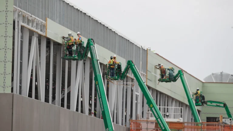 Maine Becomes First State to Enact Moratorium on Large-Scale Data Center Development Amid Rising Energy and Infrastructure Concerns