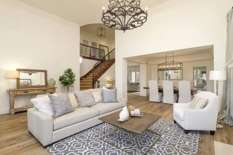 The Strategic Guide to Maximizing Property Value and Buyer Interest Through Professional Open House Preparation