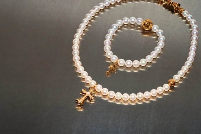 the-evolution-of-global-jewelry-design-through-strategic-collaborations-and-artisanal-innovation