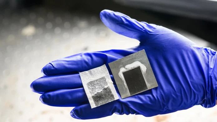 a-breakthrough-in-solar-powered-desalination-turns-seawater-into-fresh-water-and-valuable-minerals-without-toxic-waste