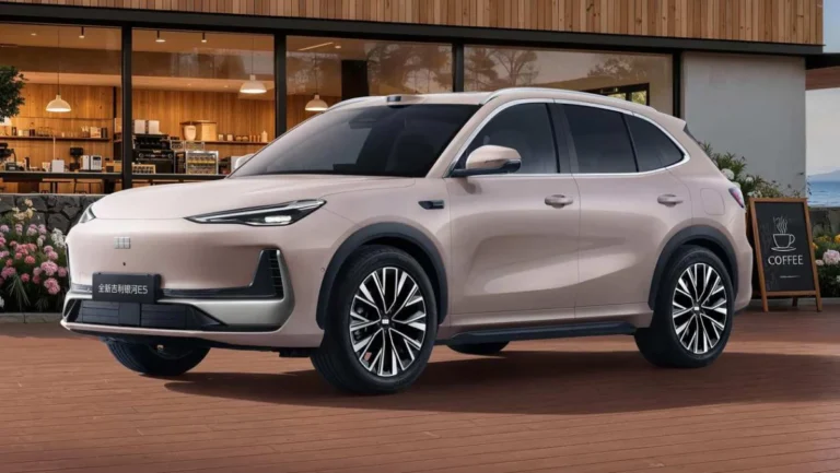Images of Geely’s newly-refreshed EX5 with fast charging and rear-wheel drive