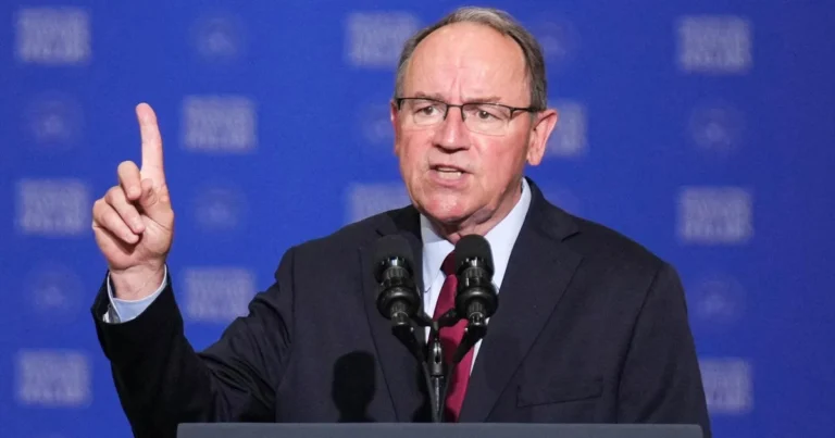 Wisconsin Congressman and Gubernatorial Candidate Tom Tiffany Survives Plane Crash Landing in Lake Wausau Following Sudden Engine Failure