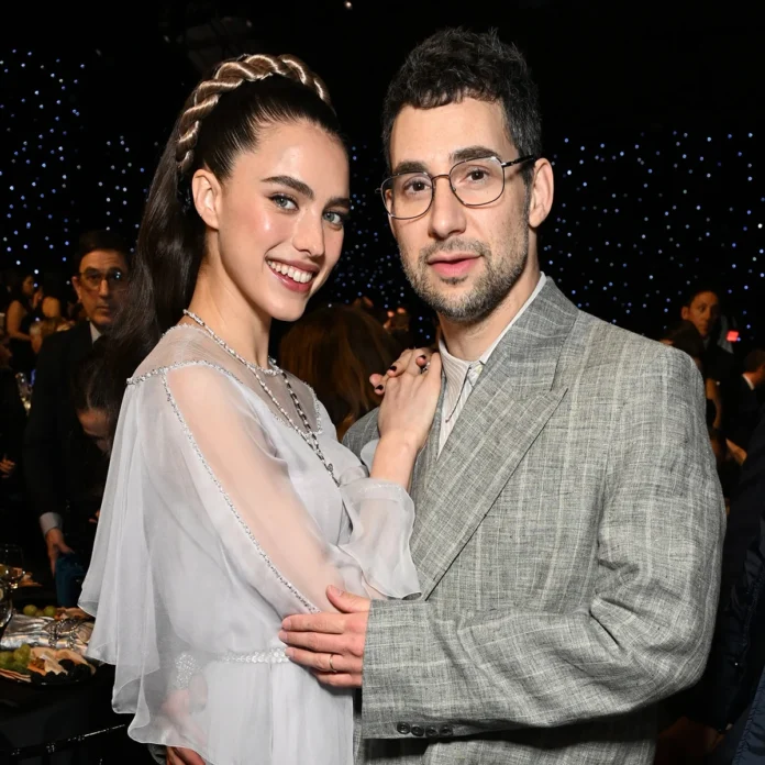 jack-antonoff-wears-wedding-ring-amid-margaret-qualley-breakup-news