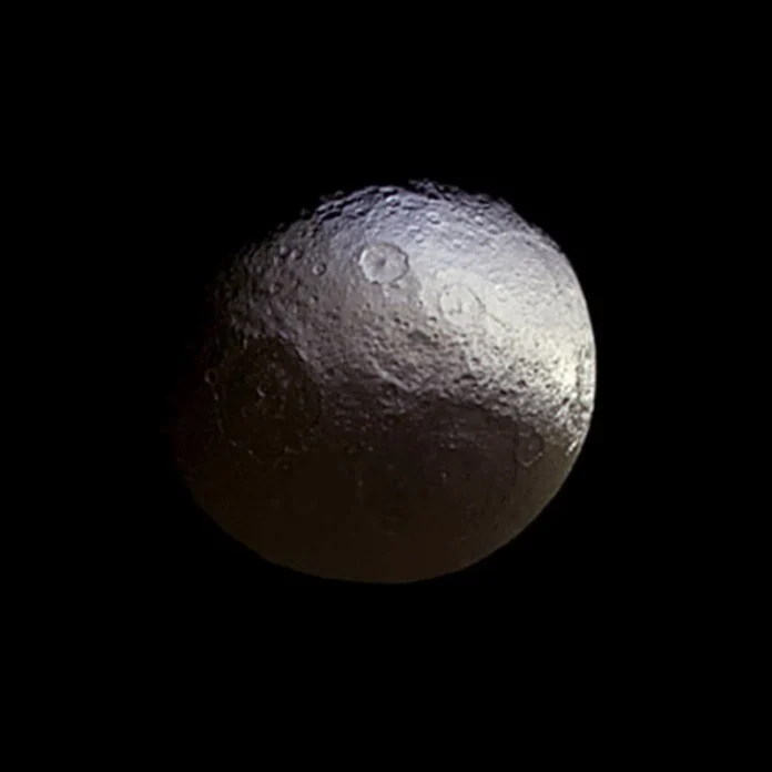 looking-back-at-cassinis-historic-2004-flyby-of-saturns-mysterious-moon-titan