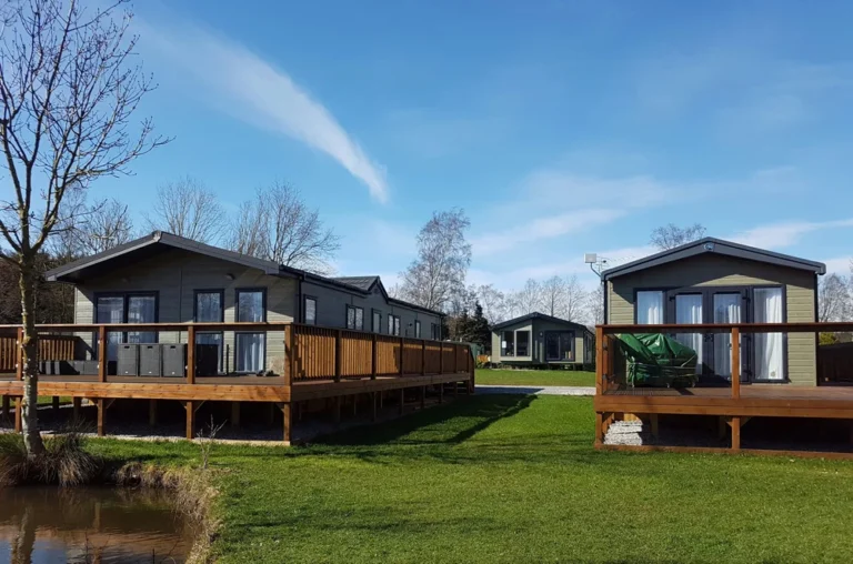 The Ultimate Guide to Buying a Mobile Home: Costs, Financing, and Essential Considerations for First-Time Buyers